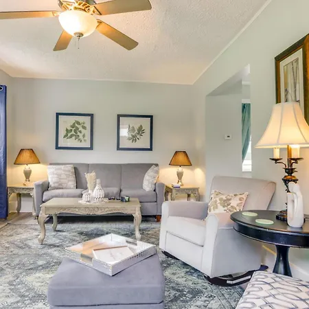 Villa 3 Mi To Dtwn Dog-Friendly Retreat In Dayton